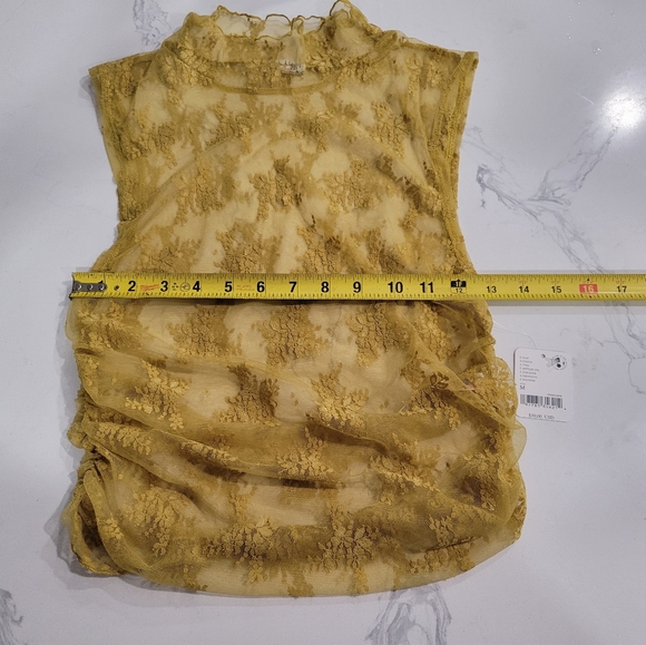Free People "Nice Try" Lace muscle tank In Mustard Yellow Size Medium - Picture 6 of 7